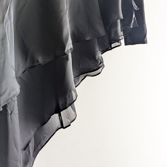 Long Sleeve Asymmetric Hem Detail Top in Black - Picture 3 of 3